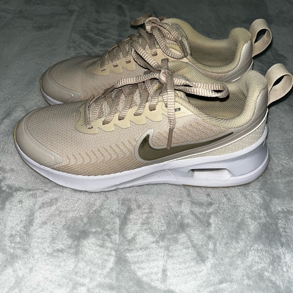 Nike Air Max Tan and White Running Shoes
